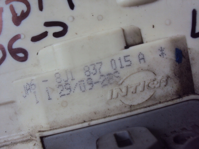 Замок двері лівий перед audi tt cabrio 2006- в Україні