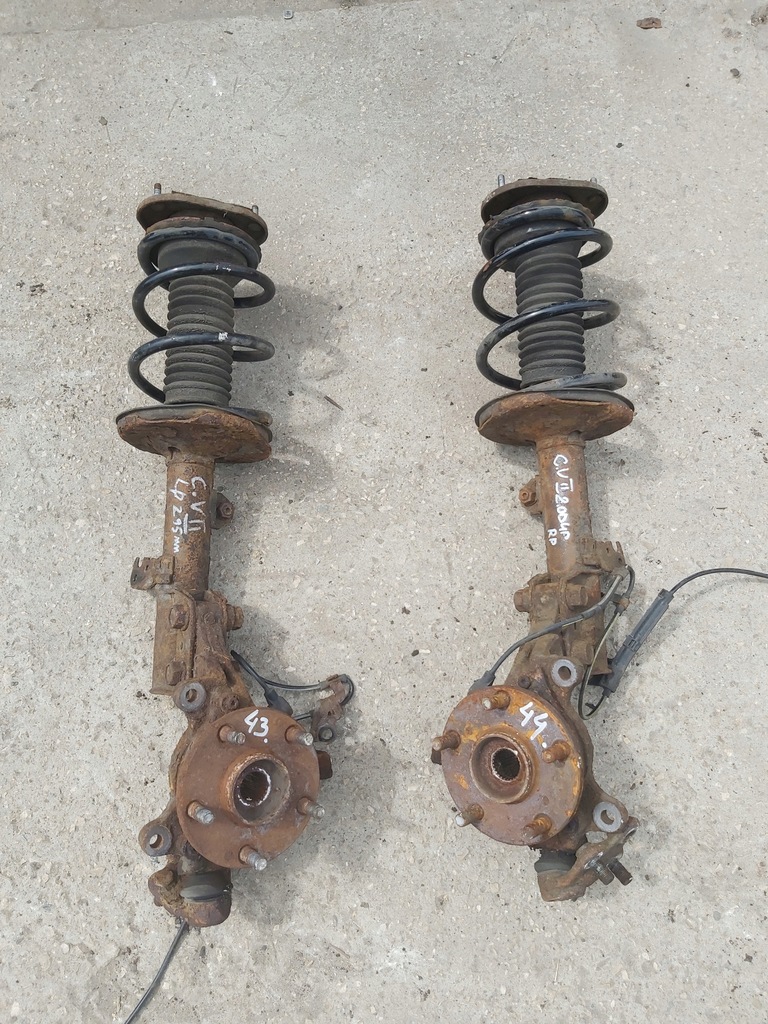 фото №1, Toyota corolla verso ii mcperson правый 2,0 d4d