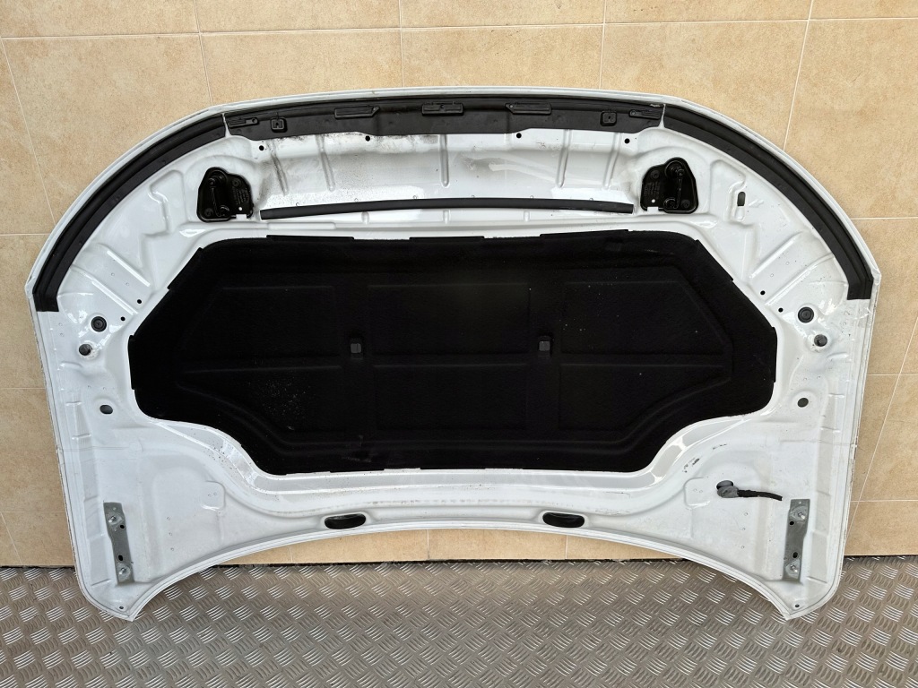 Капот комплектна audi a1 82a s-line 2019 рік в Україні