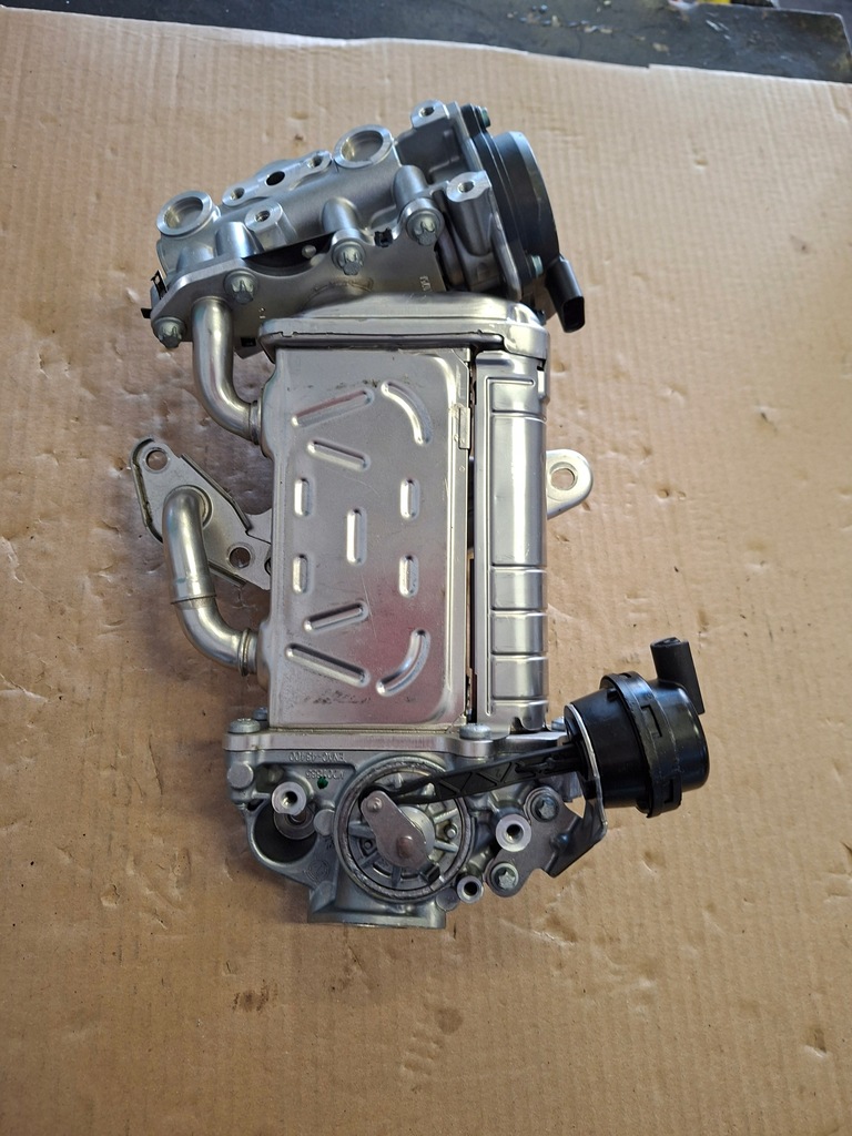 фото №12, Радиатор выхлопных газов клапан egr mercedes-benz gle a6541409100