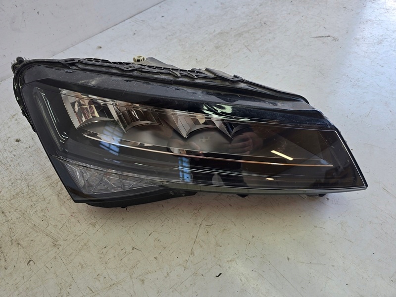 фото №1, Skoda superb iii lift фара