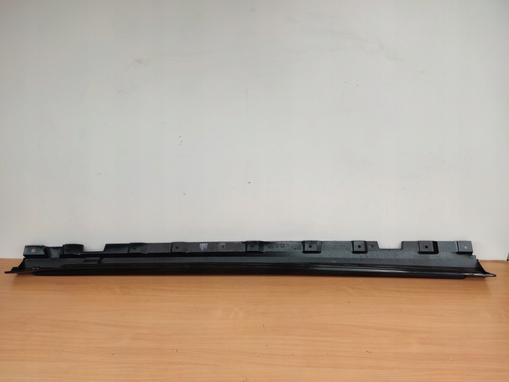 фото №2, Mercedes s-klasa 6.3 6.5 amg long ліва молдинг поріг