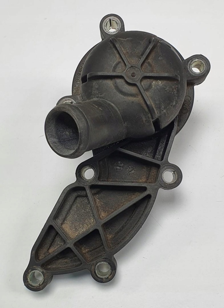 фото №1, Корпус термостата audi a6 c6 2.8 fsi 06e121111h