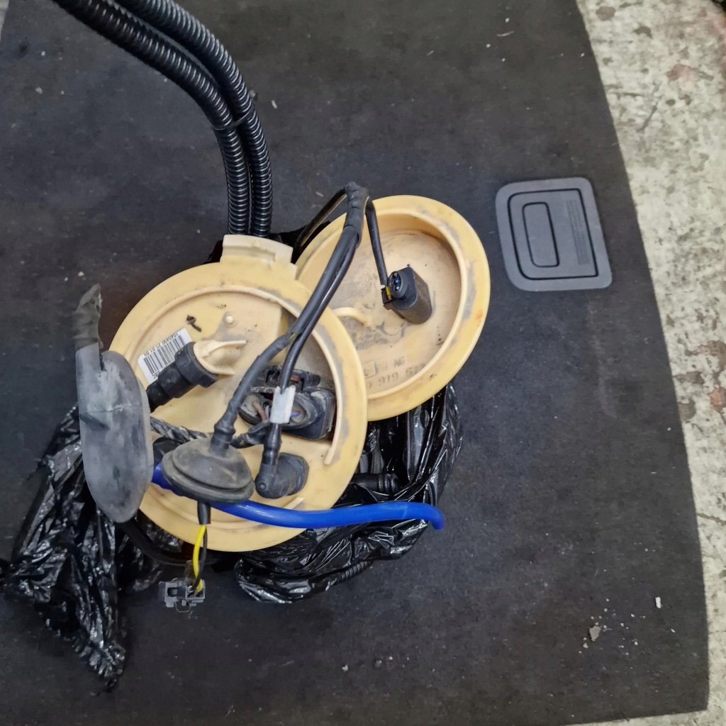 фото №1, Насос пального vw passat b7 3c0919050n