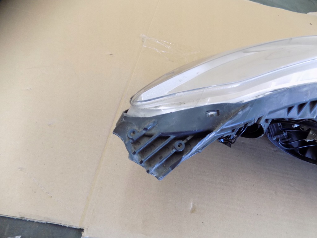 Купити Фара лівий перед ліва передня led citroen c5 3 x7 9674398380 оригінал