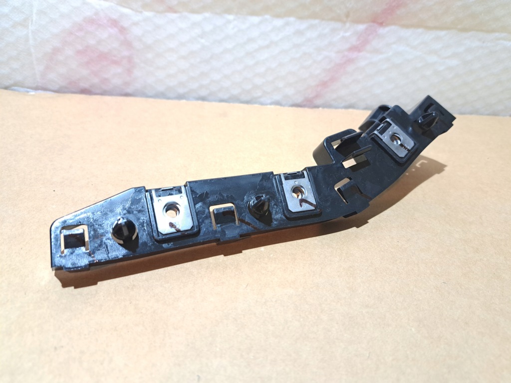 фото №1, Citroen c3 iii напрямна бампера передній org