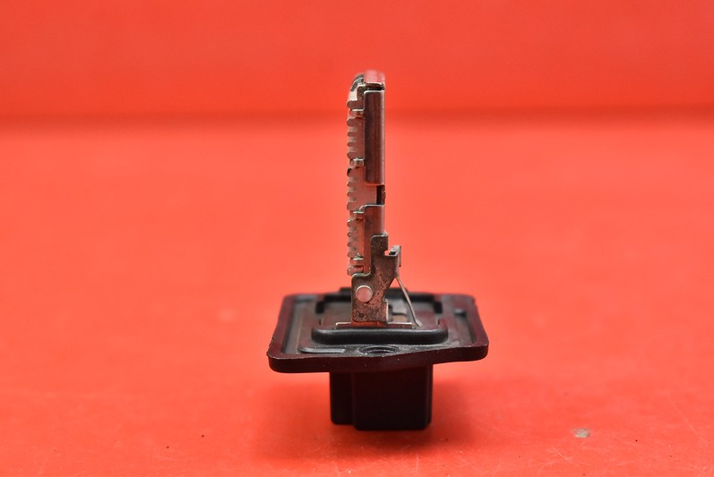 фото №4, Резистор обдув резистор резистор hyundai sonata 5 v nf 05-08