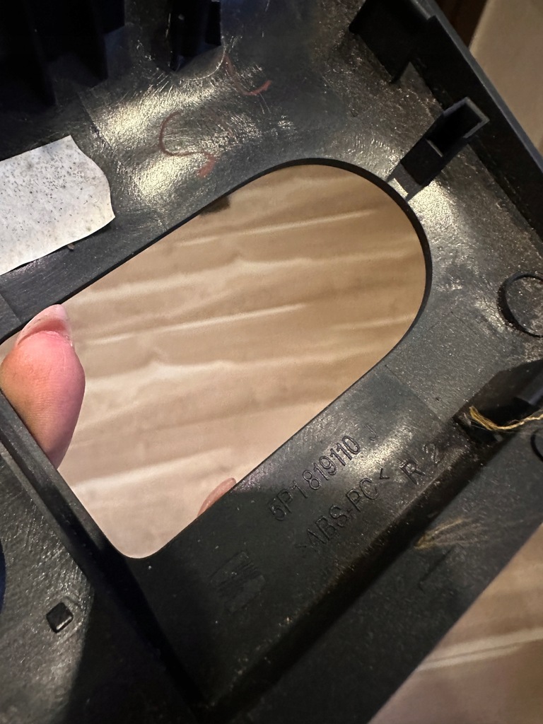 фото №9, Решётка обдув консоли средняя seat ateca 5p1819110j