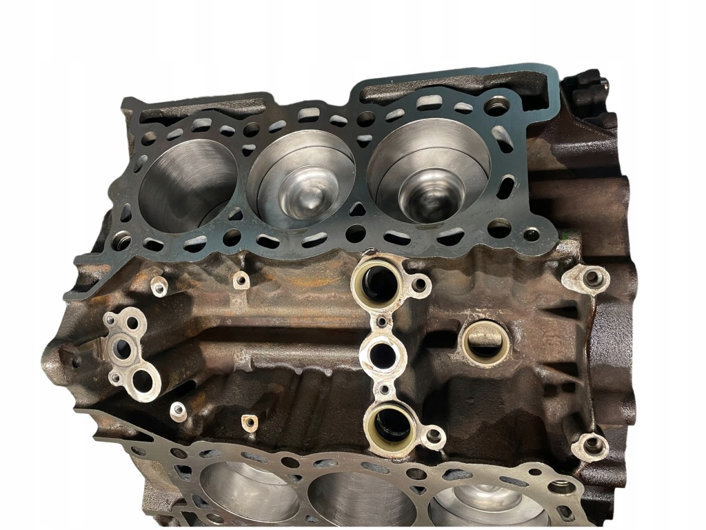 Land rover jaguar 3.0 hdi низ  двигателя po regen в Украине