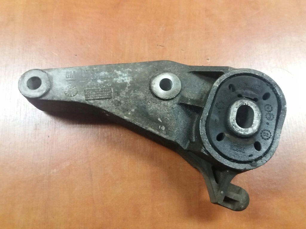 фото №4, Opel meriva a кронштейн подушка 13143386