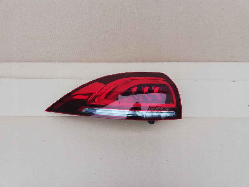 фото №1, Mercedes gle 19- w167 лампа задняя левая europa