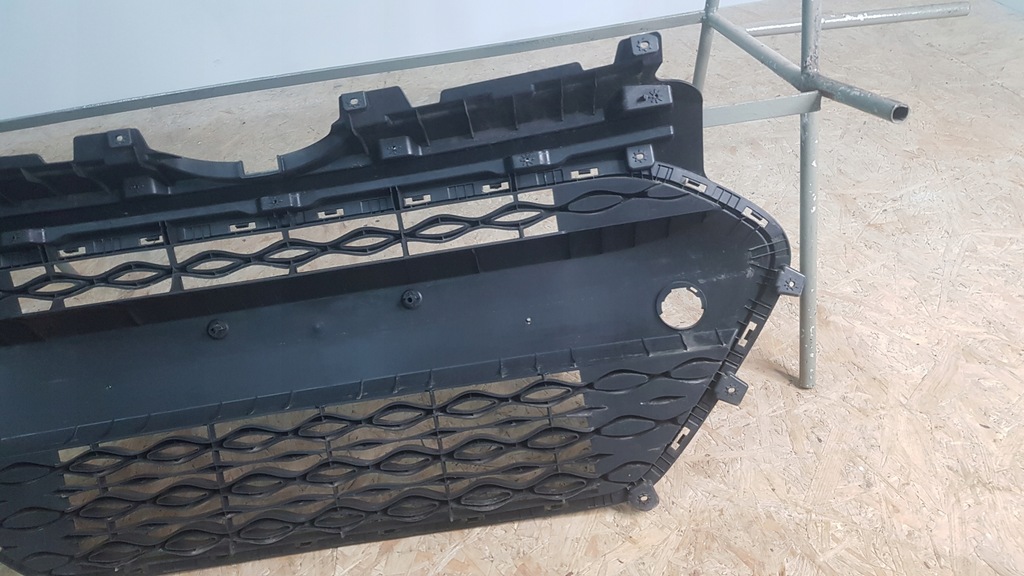 фото №8, Hyundai i-10 i10 014r решётка бампера передний перед