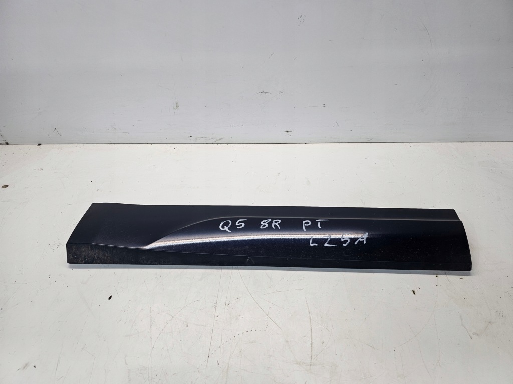 фото №1, Молдинг нижняя дверь правый задняя audi q5 8r 8r0853970e lz5a