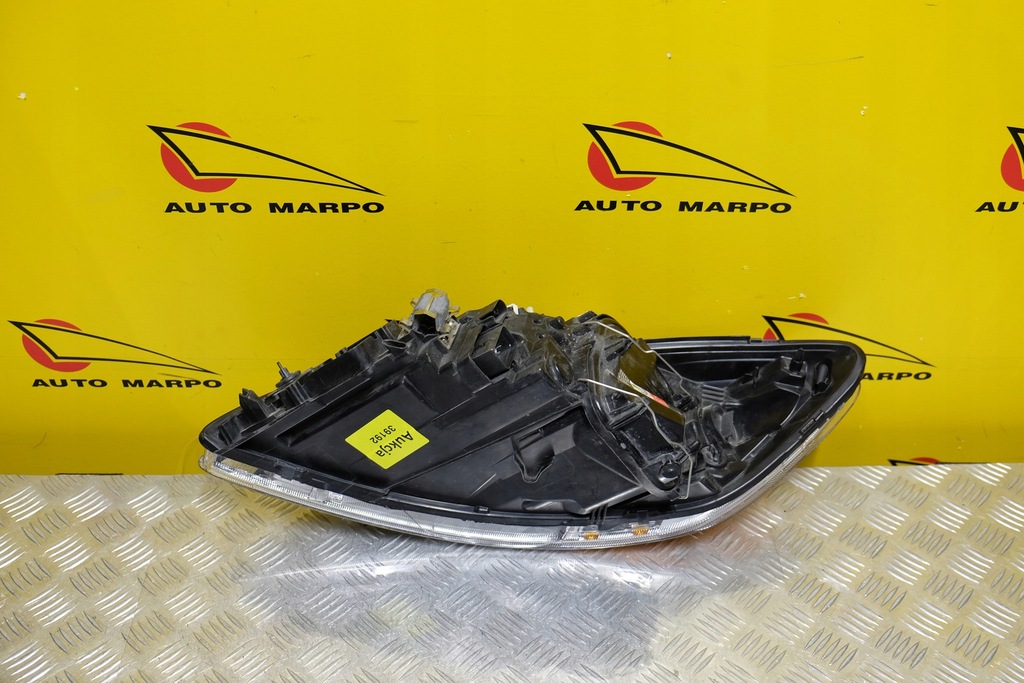 фото №14, Volvo c30 2010- фара лампа перед ксенон r usa