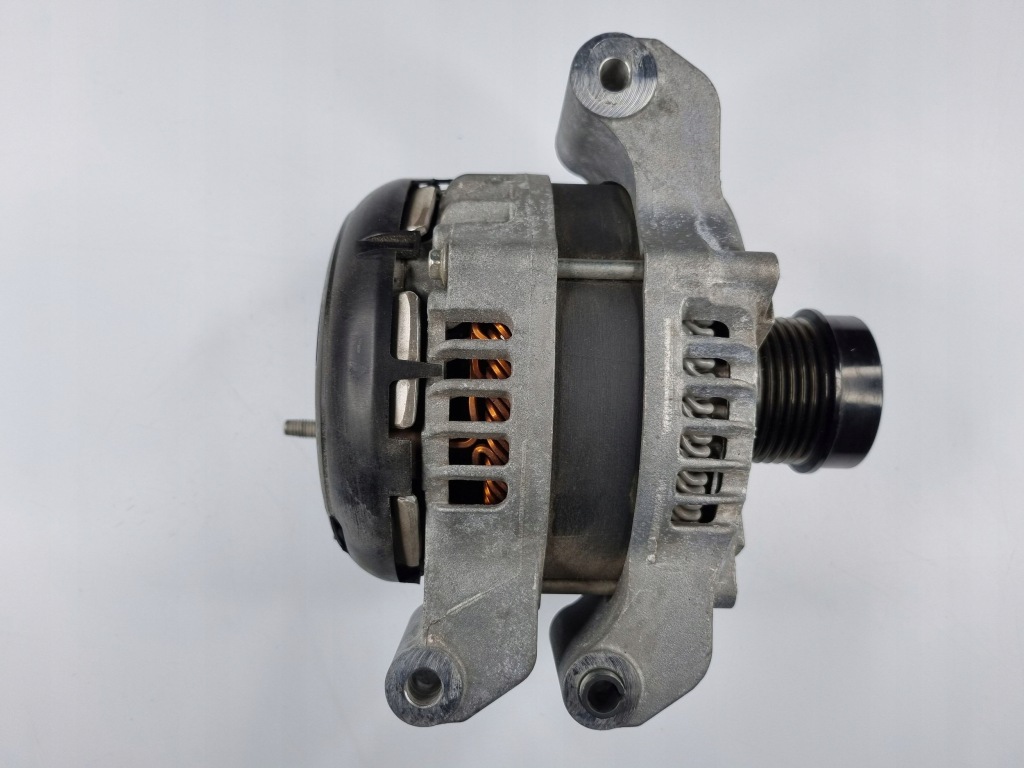 2023 jeep grand cherokee wl генератор p68391579ab с Разборки