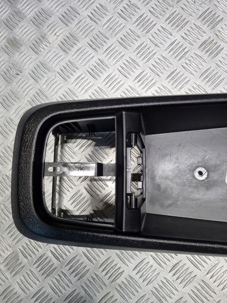 фото №7, Bmw f45 f46 тунель середній підлокітник 1278932