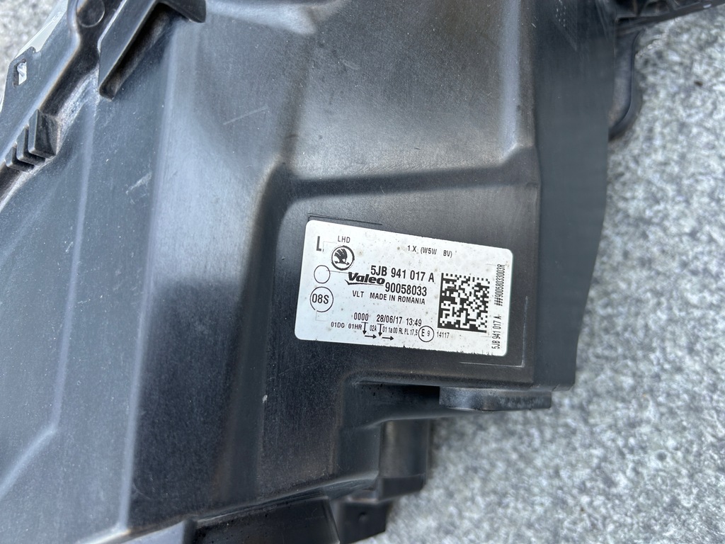 фото №6, Skoda rapid 12- лампа левая перед передняя 5jb941017a