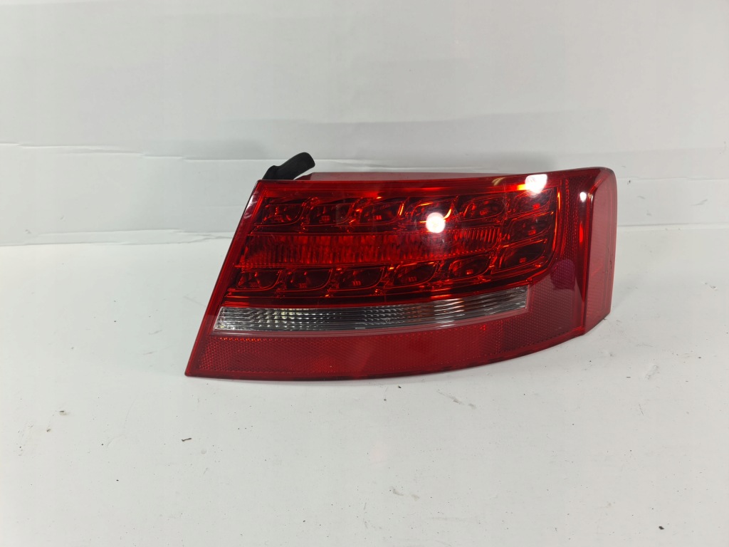 Купить A5 8t рестайлинг  5d фара правый  задняя led 8t8945096d