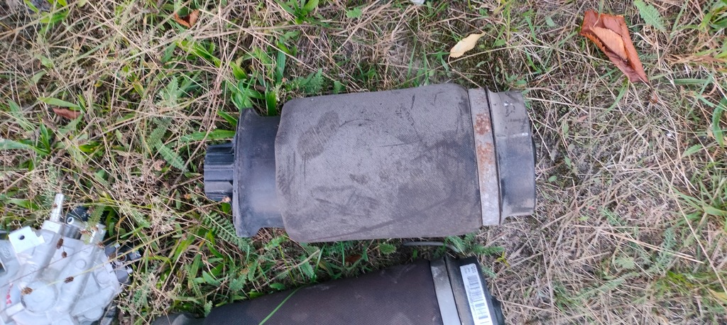 фото №1, Подушка пневмоподушка правый левый задняя подвеска airmatic mercedes w251 r-klasa