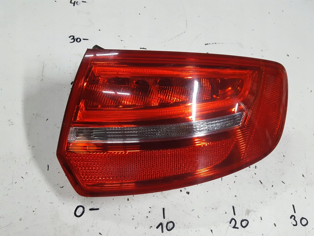 фото №1, Audi a3 8p lift 08-12r лампа правая задняя 5d sportback