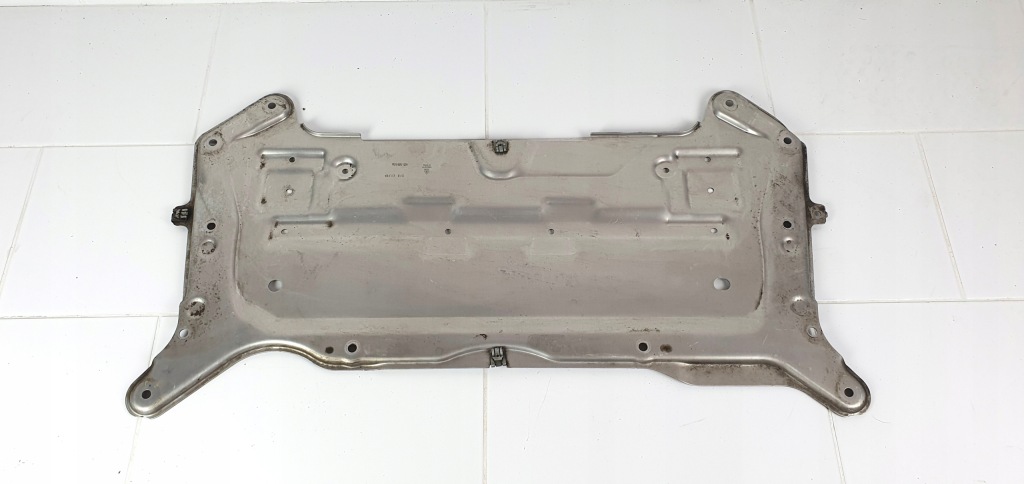 фото №1, Porsche panamera 971 лист захист підсилювач