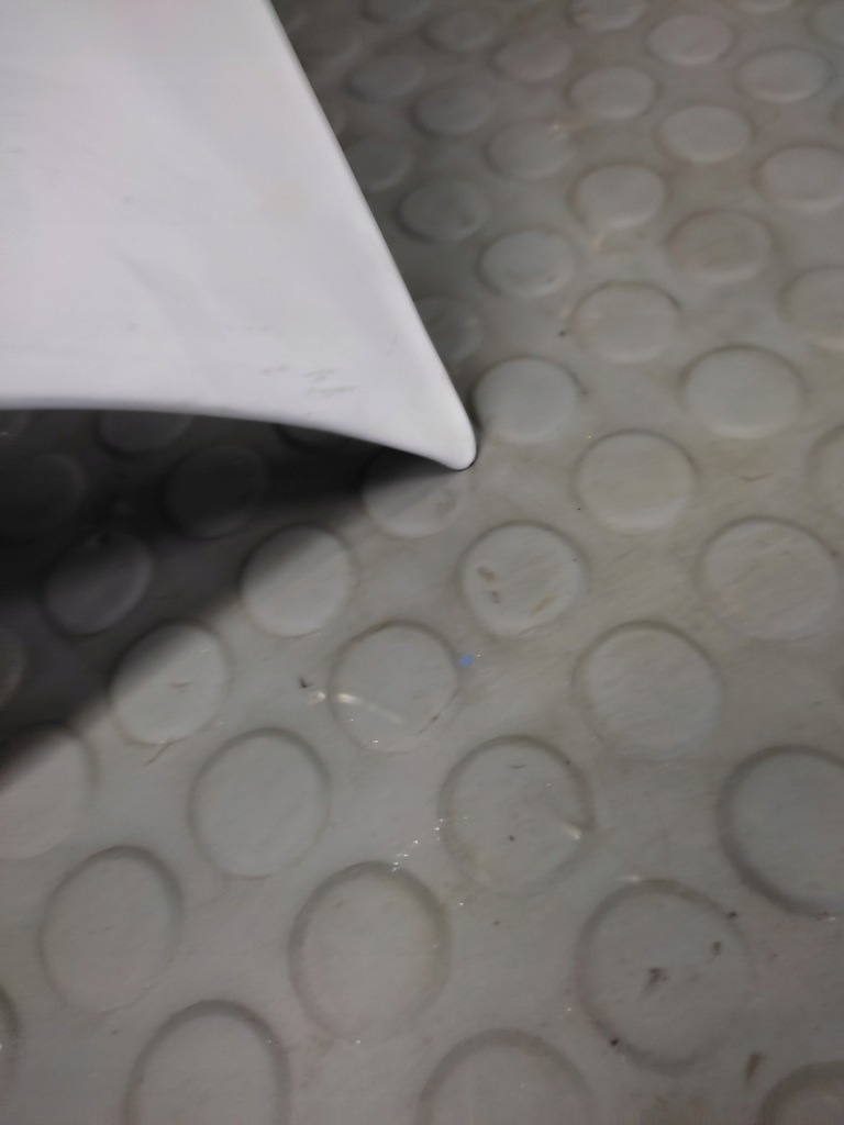 фото №3, Tata indica капот передня