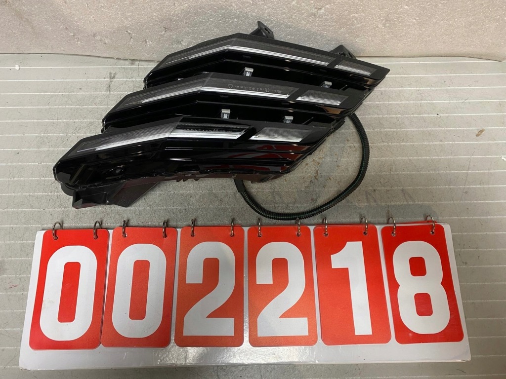 Купить Противотуманная фара правый led drl peugeot 3008 5008 3 9845434680