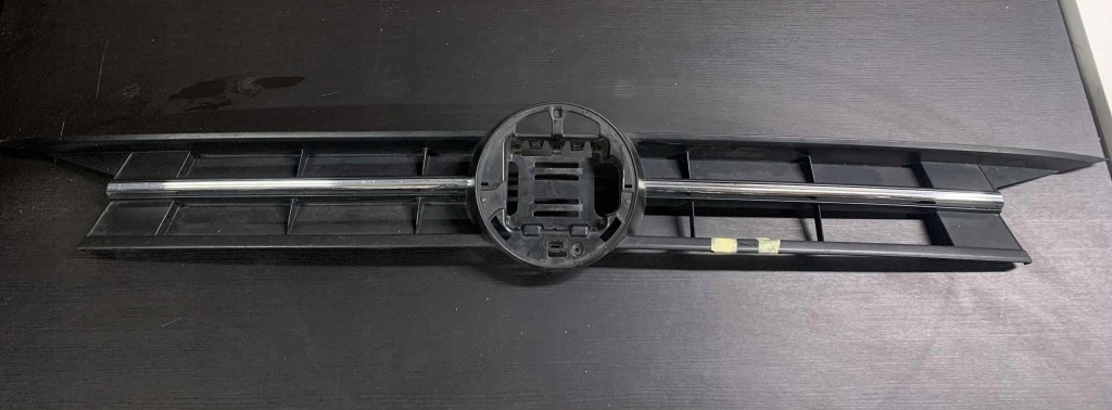 фото №1, Vw pol0 2g vi 6 решётка радиатора решётка радиатора радиатора 2g0853651 l хром молдинг