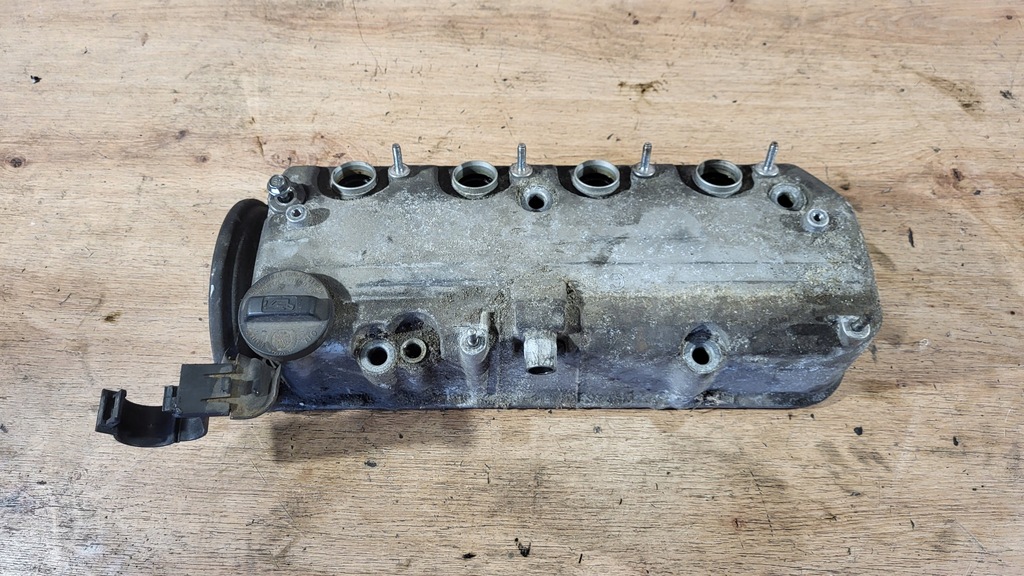 фото №4, Крышка клапанов honda civic vii 7 04- hb 5d lift 1,4 d14z6