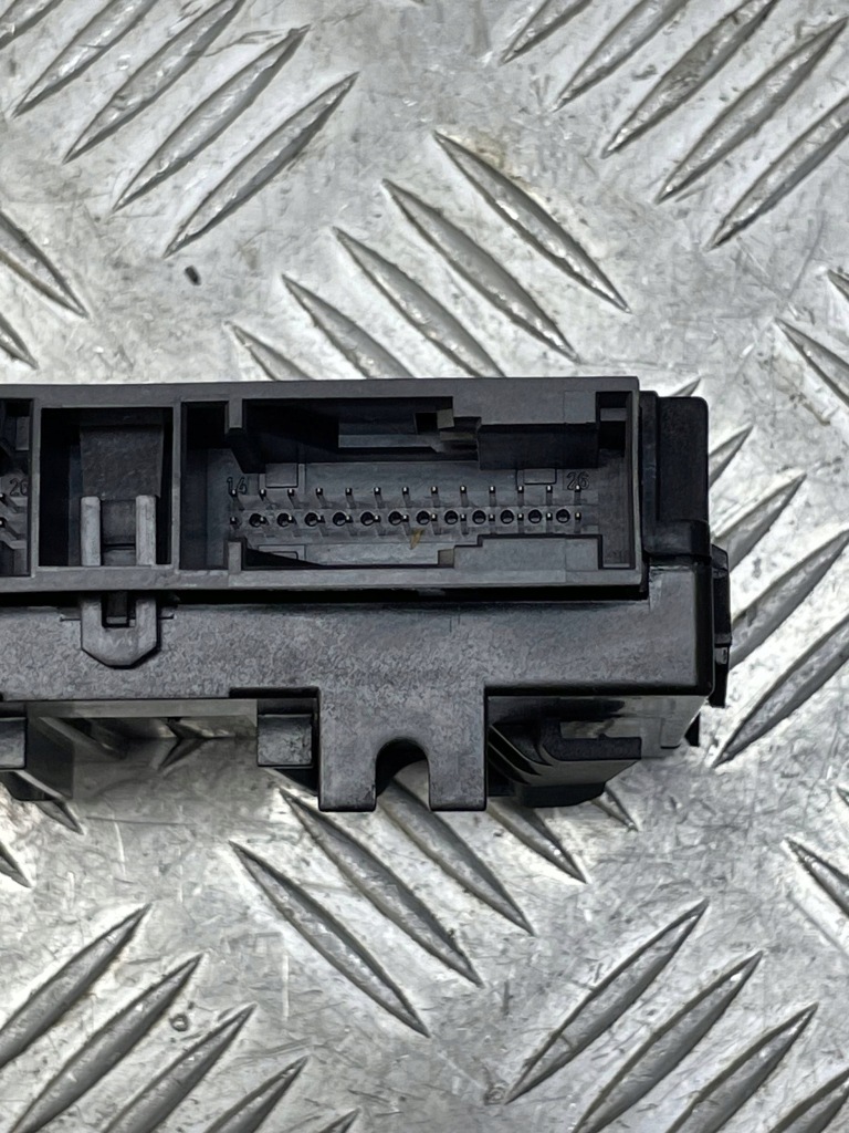 Mini оригінальний номер 6803169 clubman f54 модуль блок керування кондиціонера Недорого