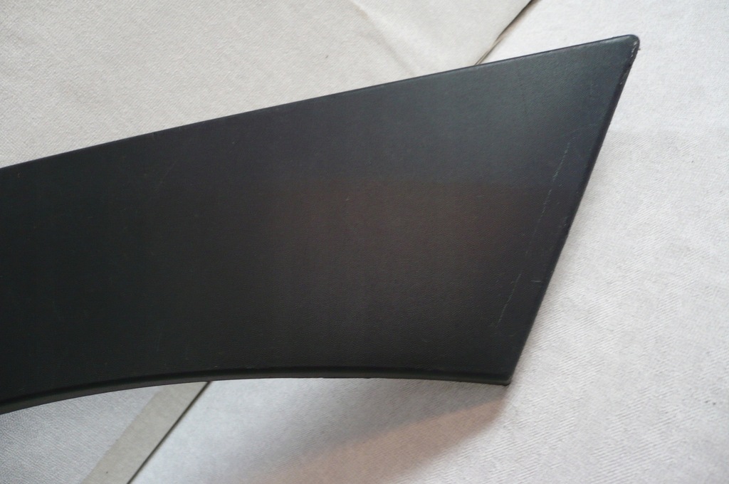 фото №11, Dacia duster ii 2 2017- молдинг крила права задня