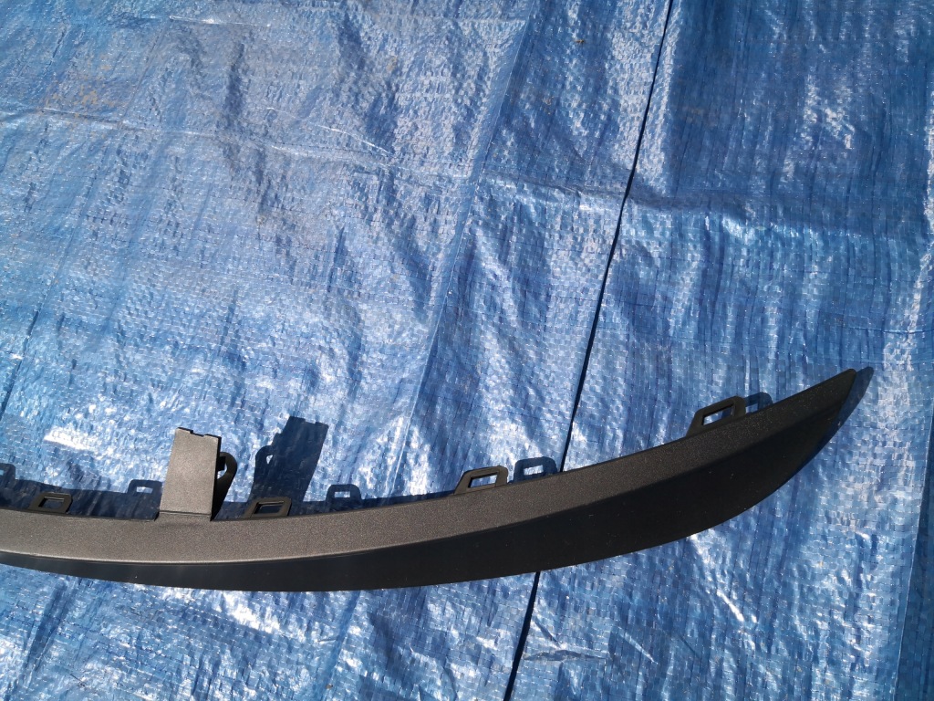 Tesla 3 накладка-спойлер диффузор бампера задняя 108398400d новый Недорого