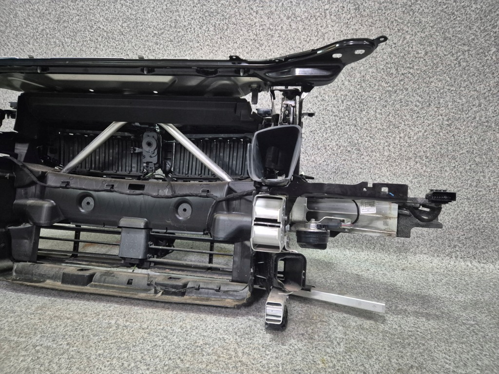 Підсилювач передній перед pas балка жалюзі acc bmw 3 g20 g21 lift lci Недорого