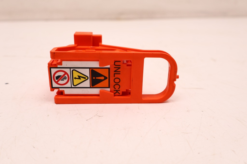 Купити Toyota rav4 iv запобіжник акумулятора