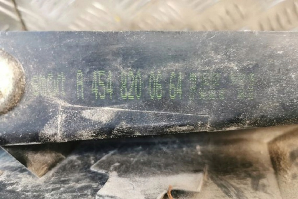 фото №3, Smart forfour i права сторона лампа задня