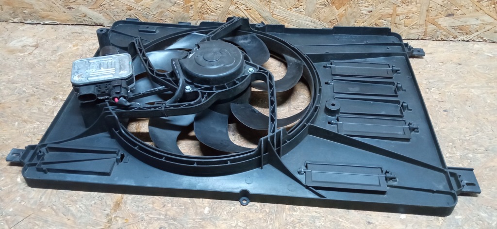 Ford galaxy mk3 s-max kuga mondeo mk4 вентилятор радіатора 6g91-8c607-gl Оригінал