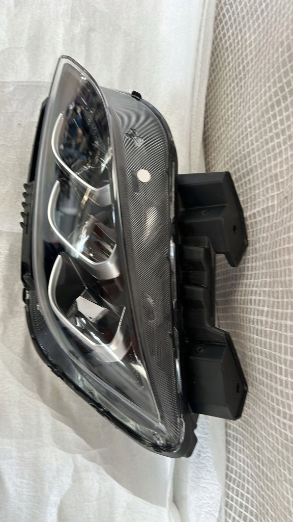 фото №3, Hyundai kona 2021- лампа левая full led передняя