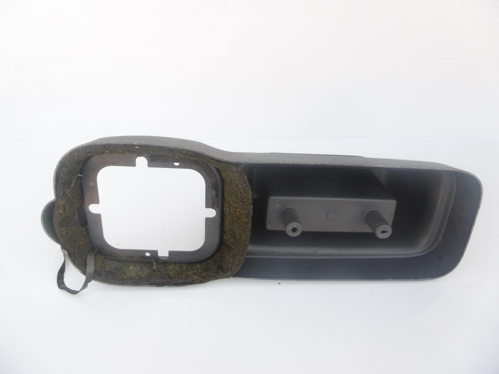 фото №7, Подлокотник туннель средний бардачок volvo fh 12 13