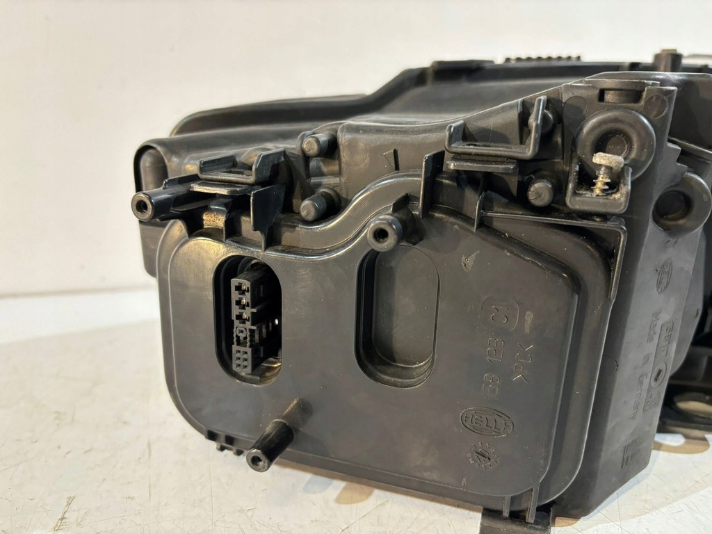 фото №7, Audi a8 d3 lift лампа ксенон некорректируемый l - 16731