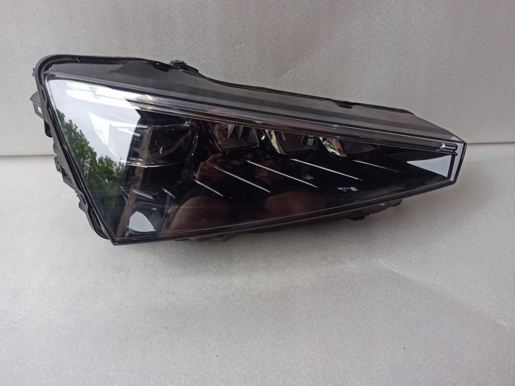 фото №2, Skoda scala led 657 657941016a лампа правый перед