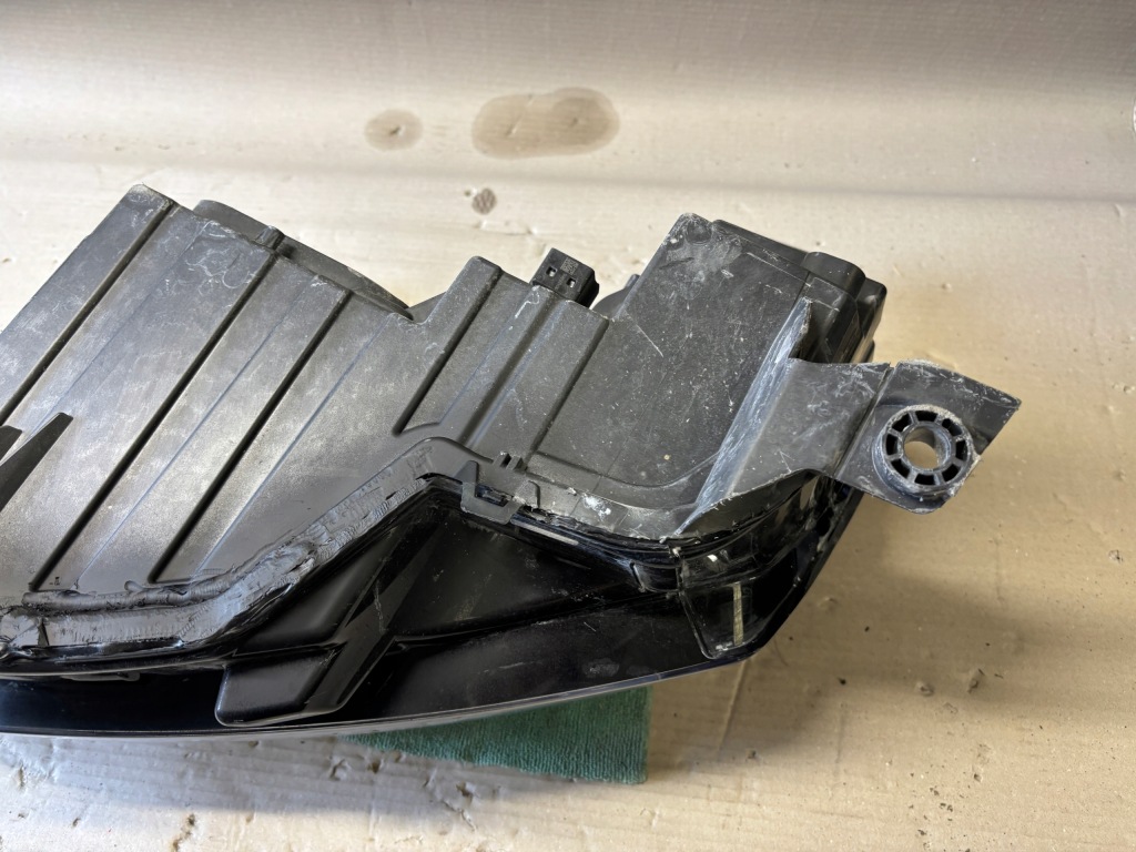 Citroen ds3 crossback рестайлинг  full led фара передняя правый  9845437080 с Разборки