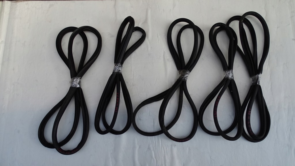 фото №1, Прокладка крышки багажника hb hyunadi i30 iii 2017-