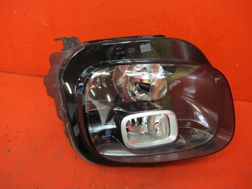 фото №1, Citroen c3 aircross 2r 17- лампа фара правая перед 13468647 europa