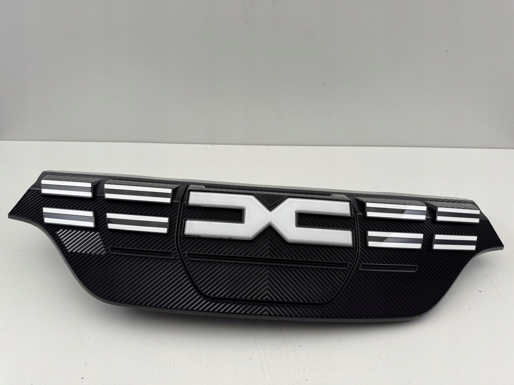 фото №1, Dacia оригинальный номер spring lift решётка радиатора решётка радиатора решётка 24- 622560620r