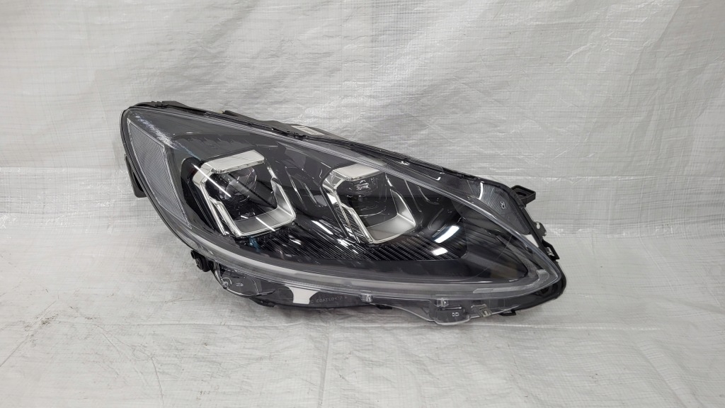 Купити -фара фара передня правий ford kuga mk3 19- full led