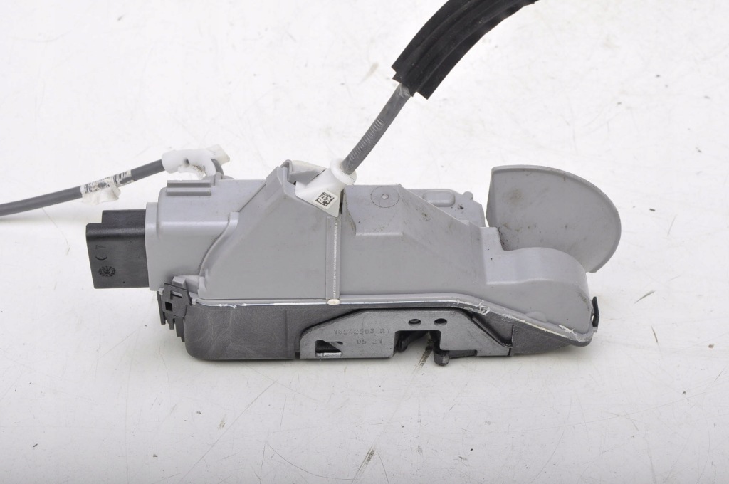 Peugeot 2008 2 замок дверь правый перед передний 6 pin в Украине