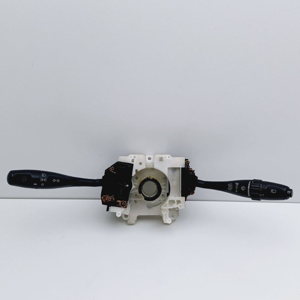 Купити Перемикач  перемикач підрульовий  mitsubishi space star mr368915 nr1036