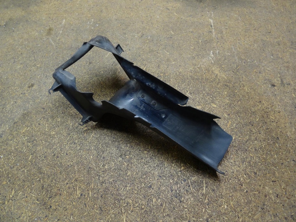 фото №4, Audi tt 8n r32 воздуховод воздуха 8n0117335a