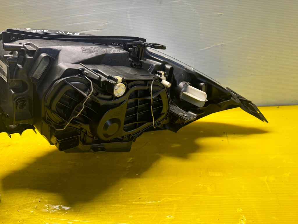 фото №8, Лампа перед передняя правая bmw 1 e87 e88 lift europa