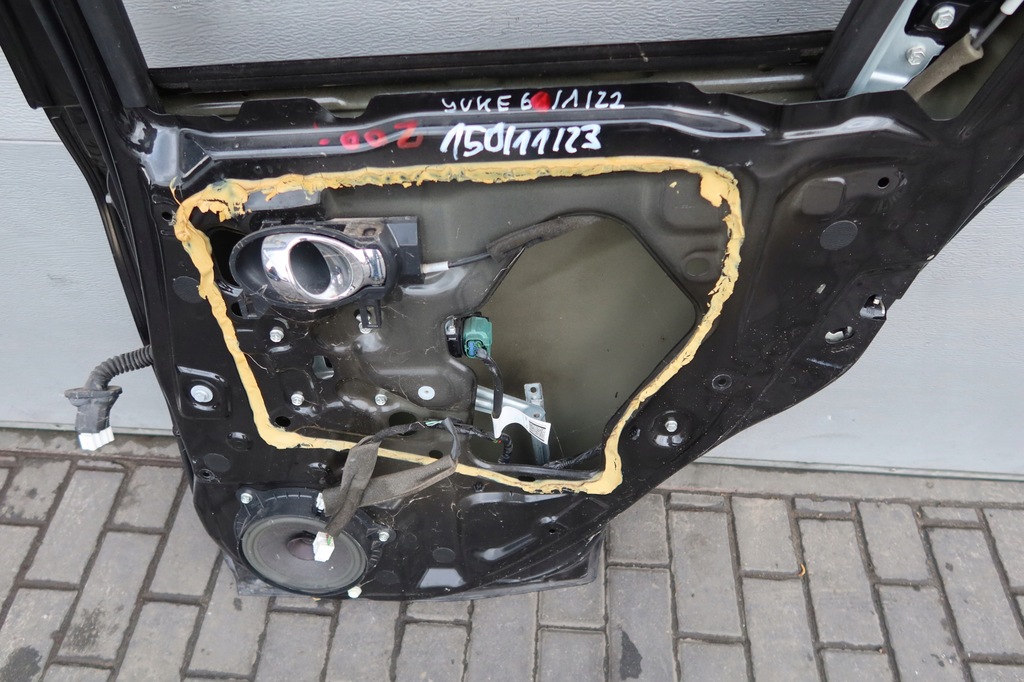 фото №11, Дверь правый задняя nissan juke bez стекло